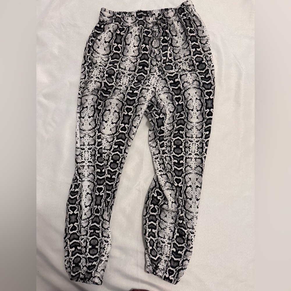 Express Snakeskin Jogger High Rise Drawstring With Pockets Python Pants EUC - Picture 3 of 7